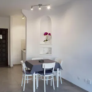 https://cozy-studio-next-to-the-sea.adeje-hotels.com